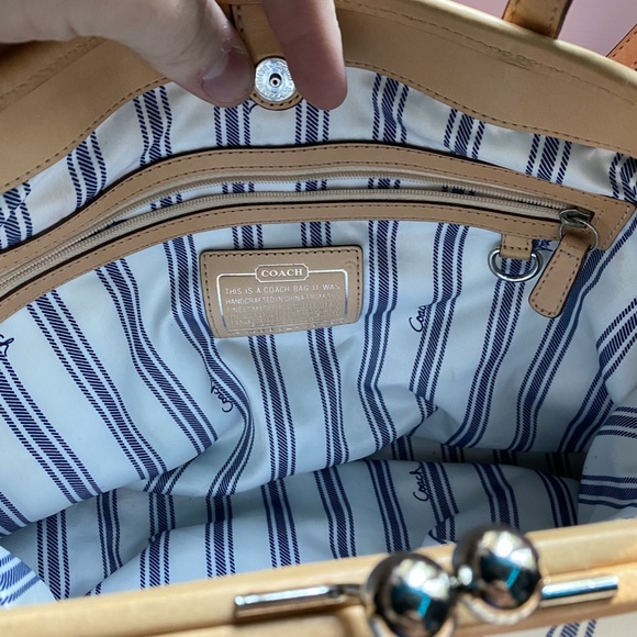 Coach "Hamptons Archive 10th Anniversary" Pink Set - Picture 6 of 8